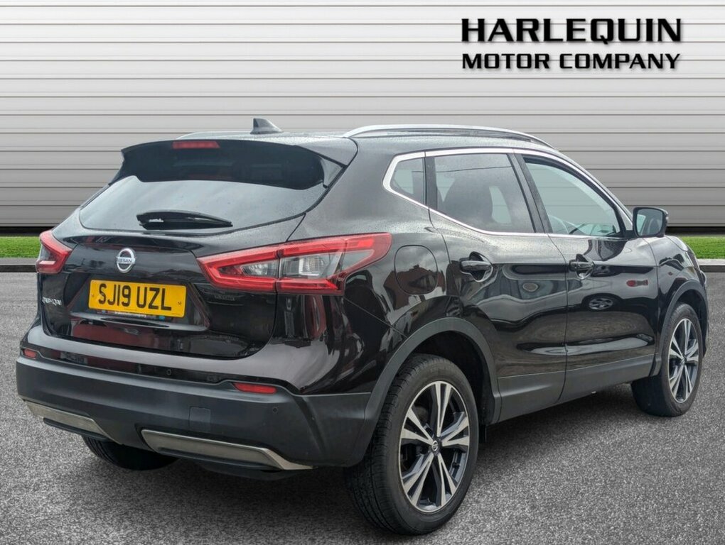 Nissan Qashqai 1.5L N-connecta Black #2