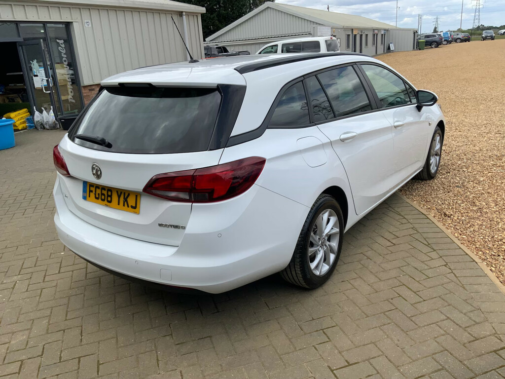 Vauxhall Astra 1.6 Cdti 16V Ecotec Design Estate Manua White #3