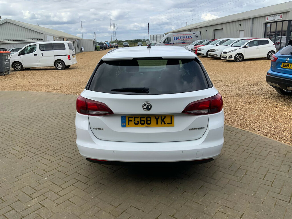 Vauxhall Astra 1.6 Cdti 16V Ecotec Design Estate Manua White #4