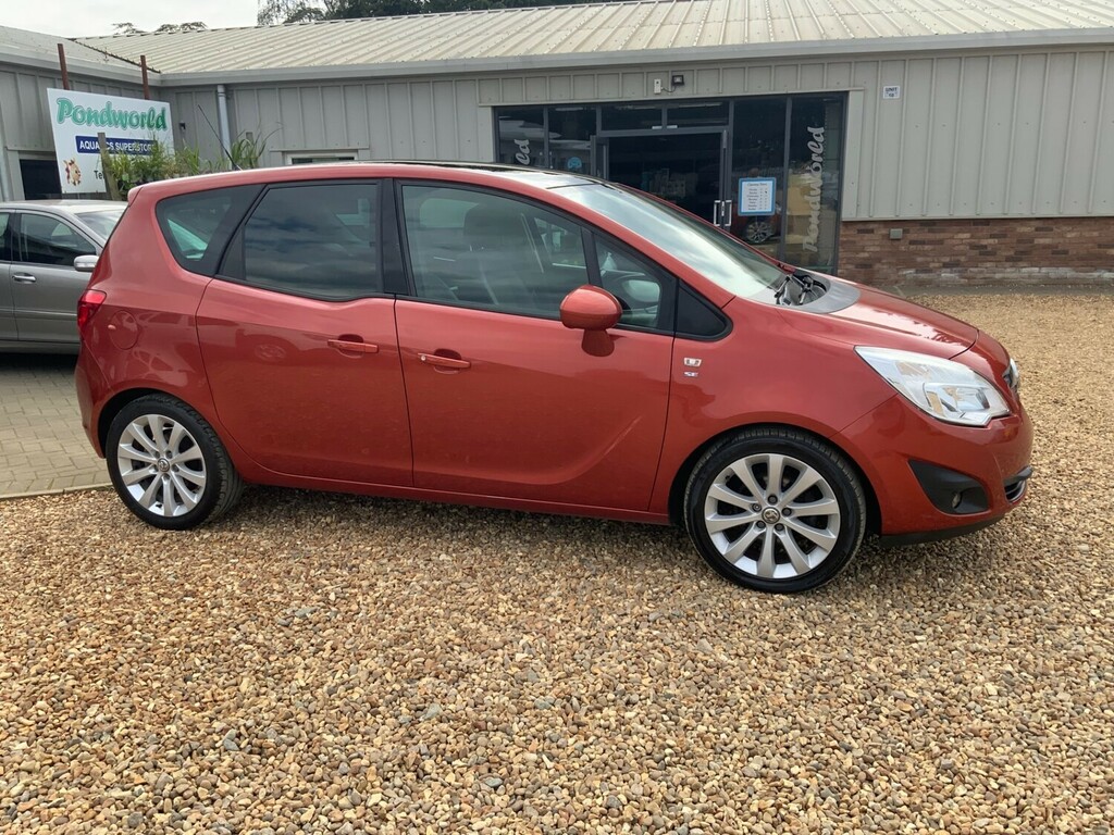 Vauxhall Meriva 1.4I 16V Se Mpv Red #2