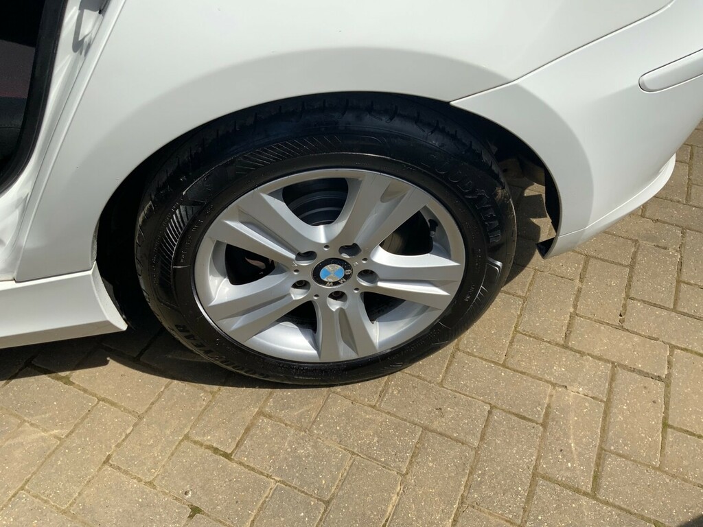 BMW 1 Series  Black #19