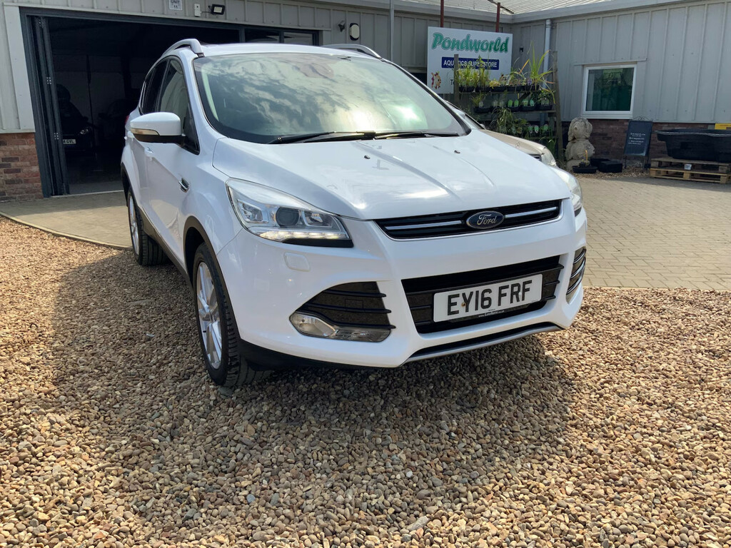 Ford Kuga 2.0 Tdci 150 Titanium X 2Wd 4X4 White #2