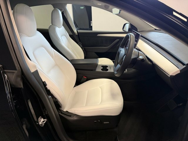 Tesla Model Y Dual Motor Long Range Suv 4Wde AF22UXS Black #4
