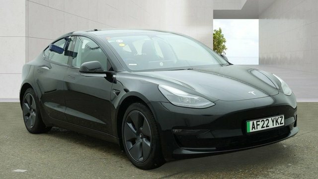 Tesla Model 3 Dual Motor Long Range Saloon 4 Black