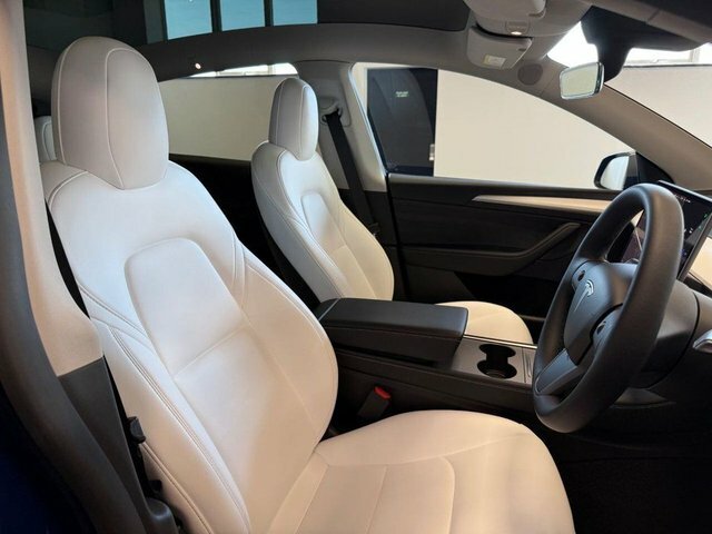 Tesla Model Y Dual Motor Long Range Suv 4Wde Blue #4