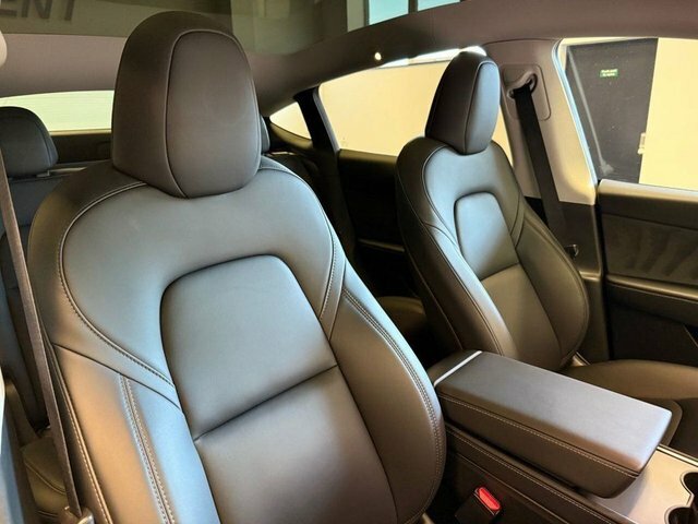 Tesla Model Y Suv Rwd 346 Ps Black #6