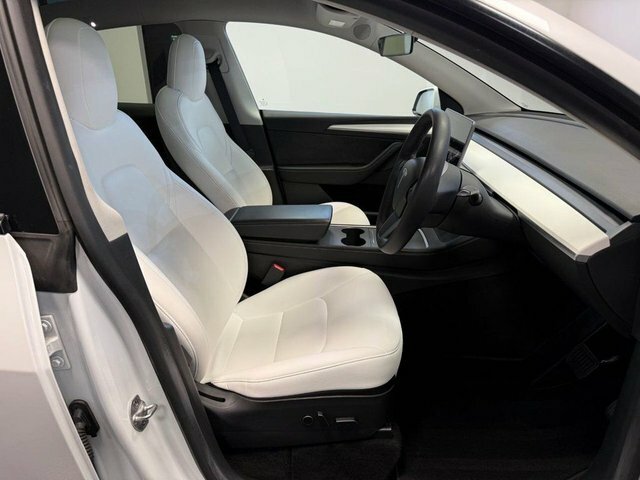 Tesla Model Y Suv Rwd 346 Ps White #4