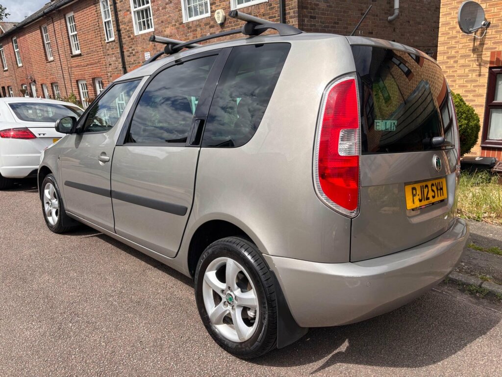 Skoda Roomster 1.6 Tdi Se Plus Mpv Euro 5 105 #4