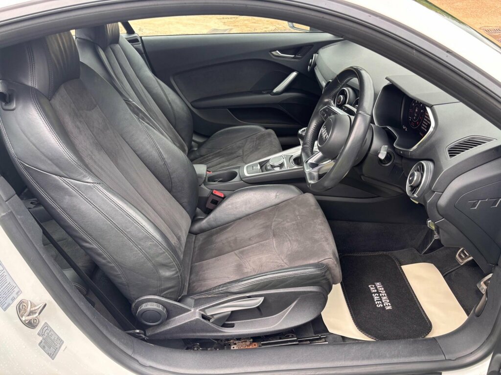 Audi TT Tfsi S Line Black Edition White #10
