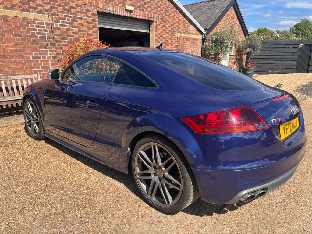 Audi TTS 2.0 Tfsi Black Edition Coupe S Tronic Q #4