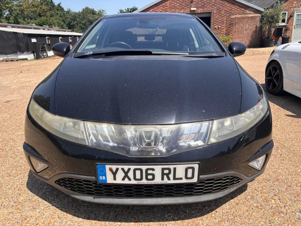 Honda Civic 1.8 I-vtec Es Hatchback 152 Gk Black #2