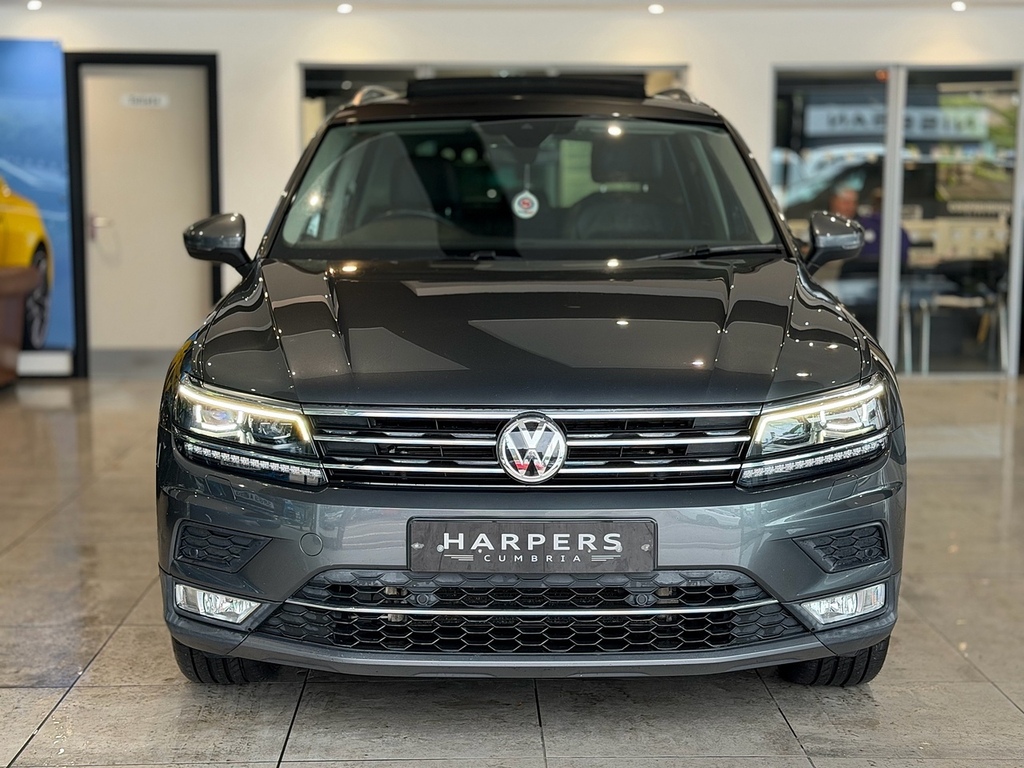 Volkswagen Tiguan Tdi Bluemotion Tech Sel Suv 2.0 G12CCA Grey #2