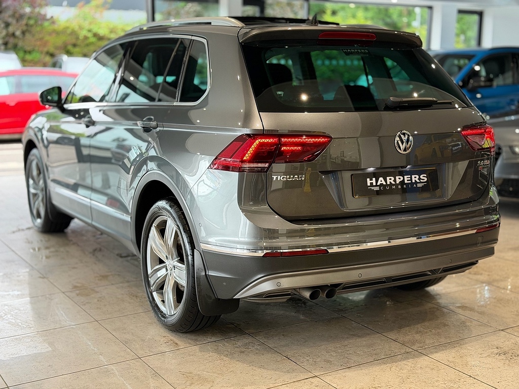 Volkswagen Tiguan Tdi Bluemotion Tech Sel Suv 2.0 G12CCA Grey #4
