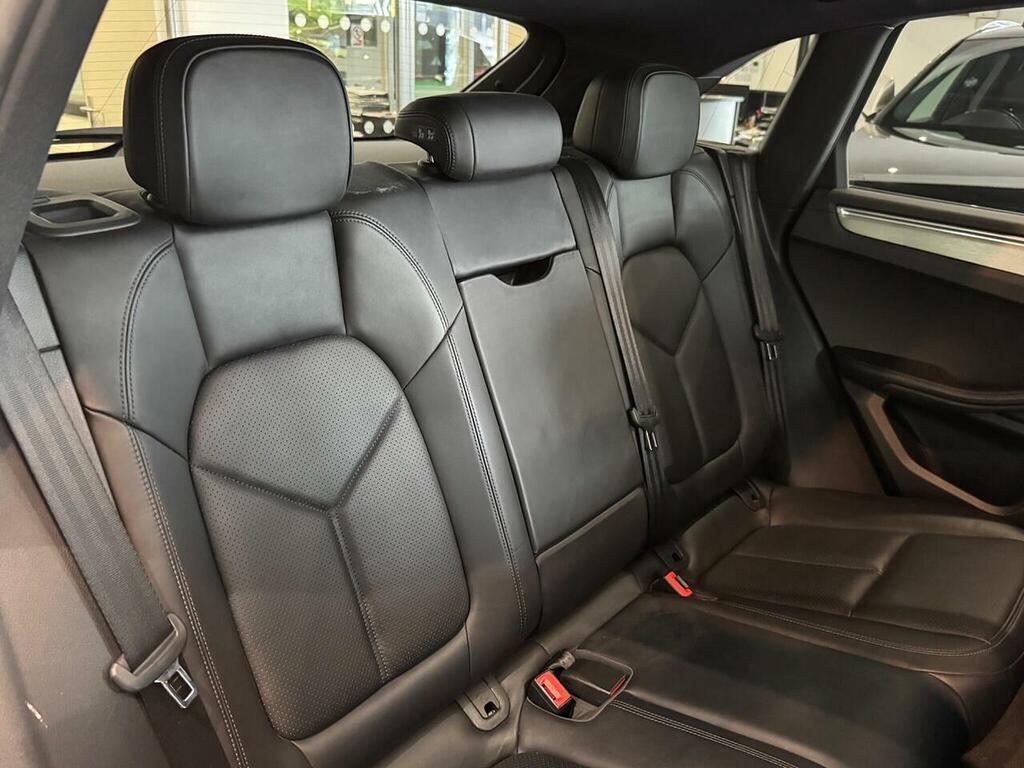 Porsche Macan V6 S Pdk 4Wd White #12