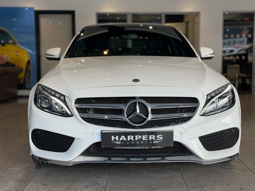 Mercedes-Benz C Class C200 Amg Line Saloon 2.0 FT67EZH White #2
