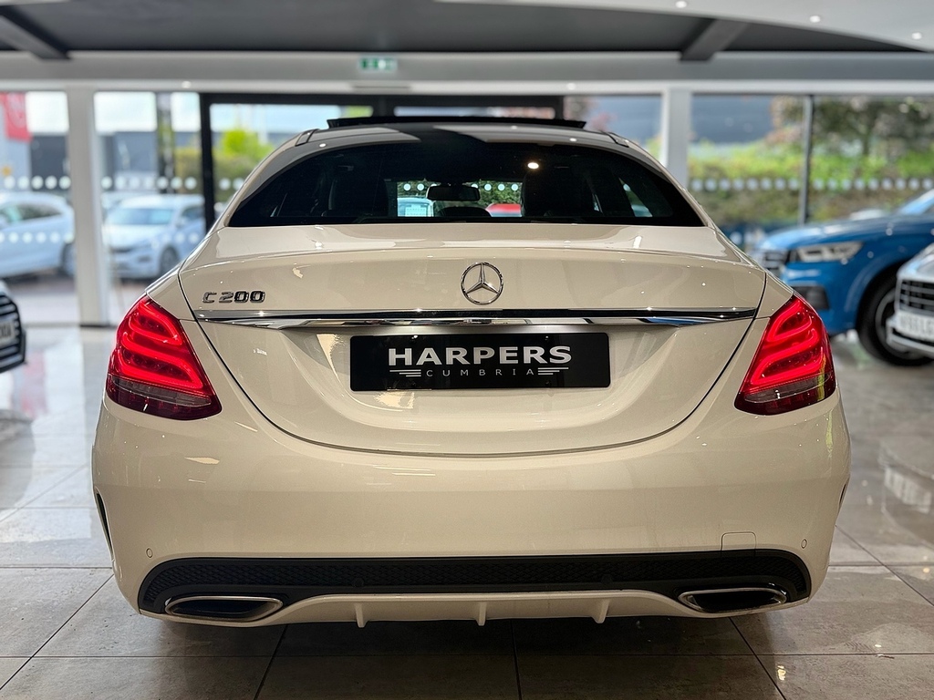 Mercedes-Benz C Class C200 Amg Line Saloon 2.0 FT67EZH White #6