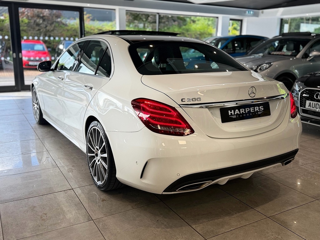 Mercedes-Benz C Class C200 Amg Line Saloon 2.0 FT67EZH White #5
