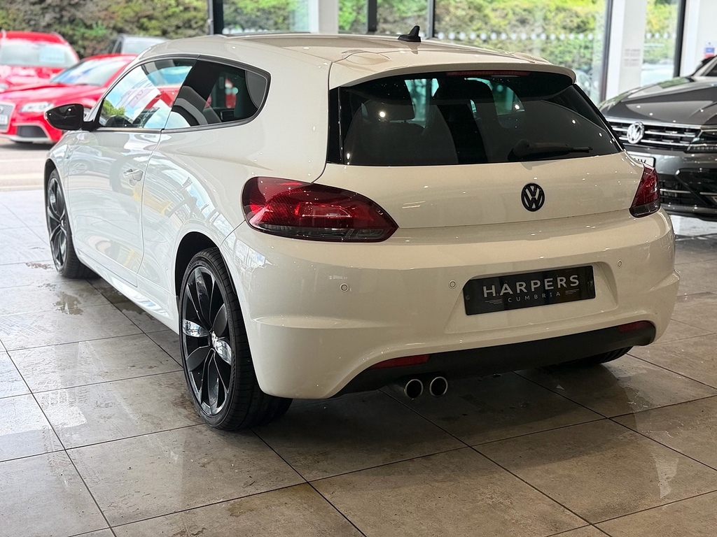 Volkswagen Scirocco Tdi R-line Hatchback 2.0 White #6