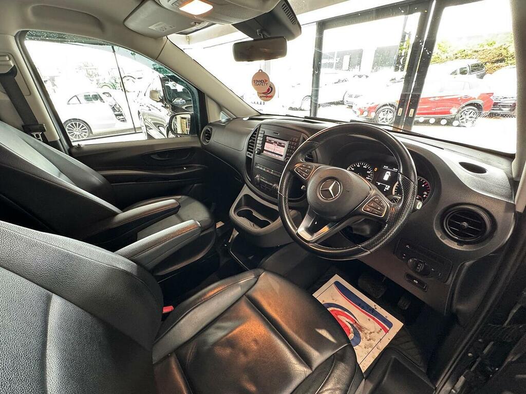 Mercedes-Benz Vito 1.6L Null 6Dr White #17