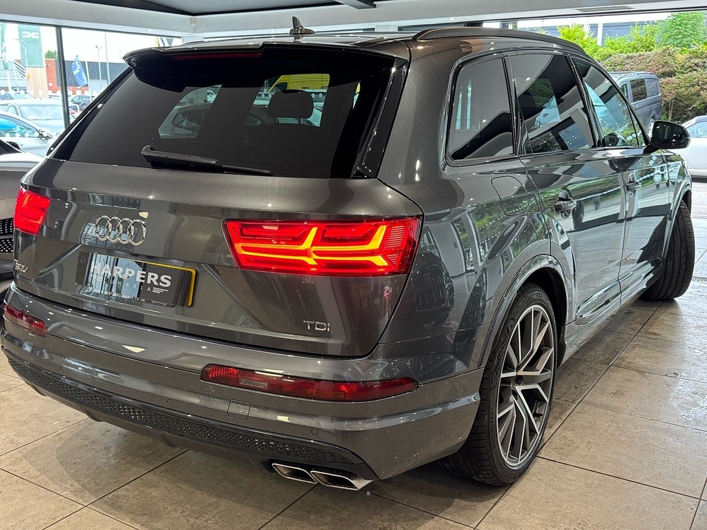 Audi Q7 Audi Sq7 4.0 Tdi V8 Suv Tiptronic Quatt Grey #2