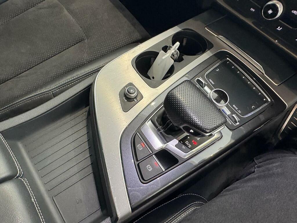 Audi Q7  Blue #23