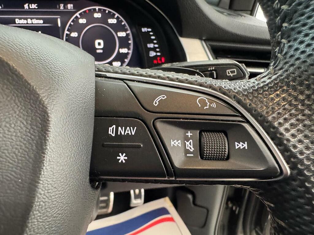 Audi Q7  Blue #31