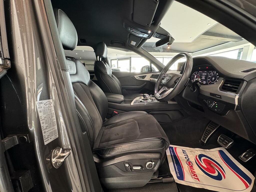 Audi Q7  Blue #14
