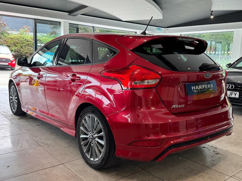 Ford Focus T Ecoboost St-line Hatchback 1.0 Red #2
