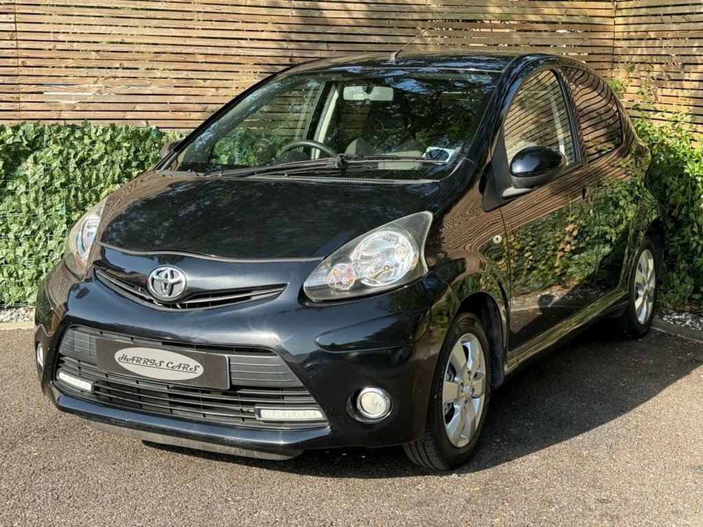Toyota Aygo 1L Fire Black #6