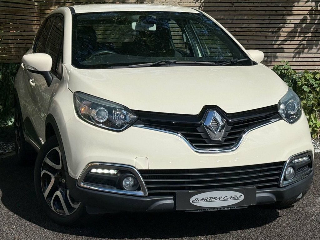 Renault Captur 1.5L Dynamique Medianav White #2