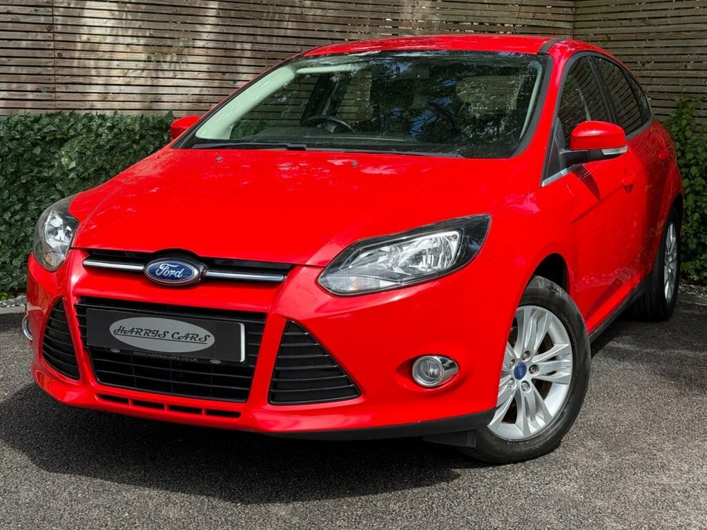Ford Focus 1L Titanium Navigator Red #6