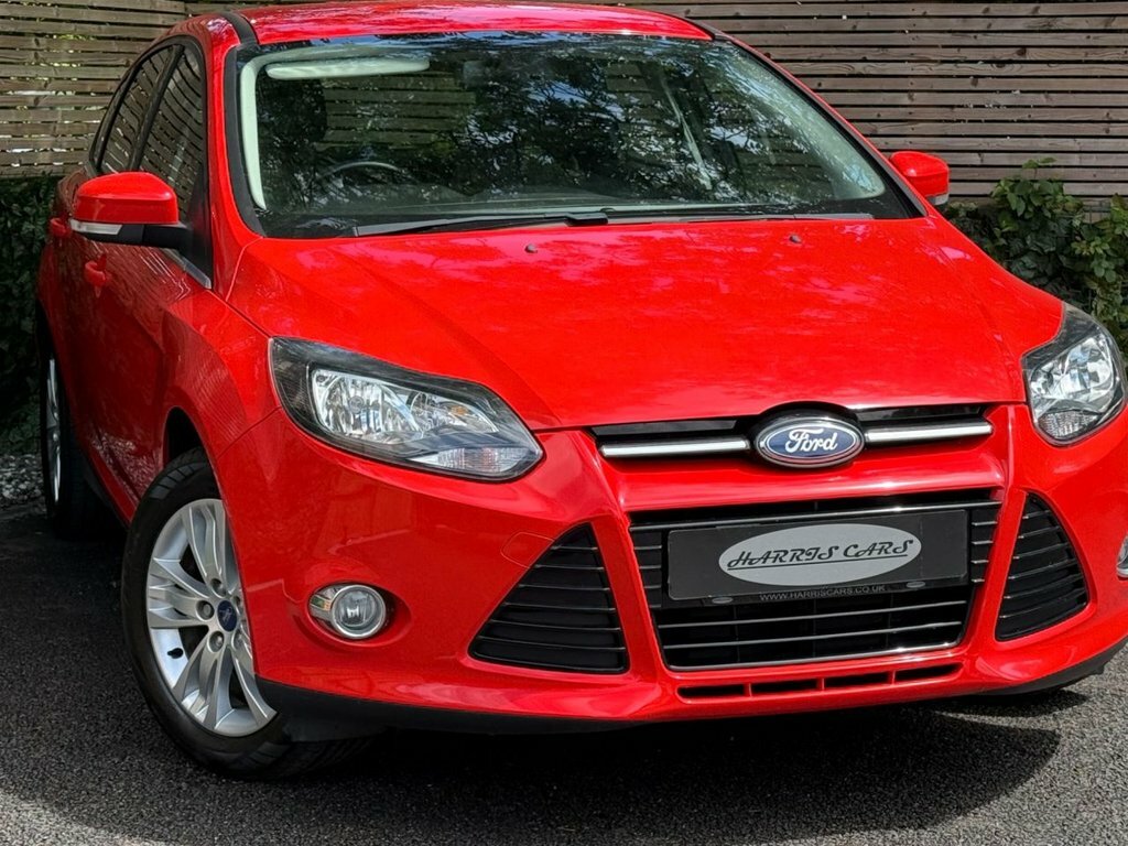 Ford Focus 1L Titanium Navigator Red #3