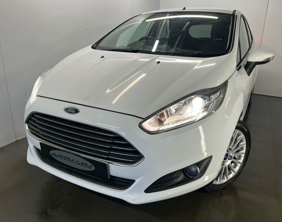 Ford Fiesta 1L Titanium X White #4