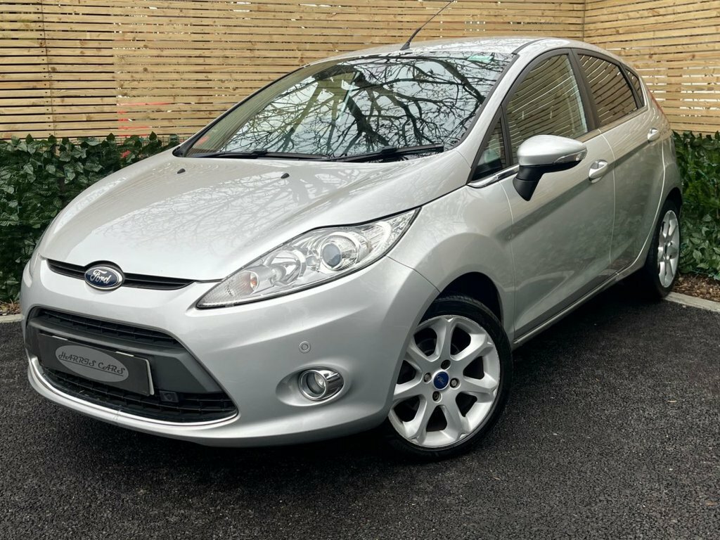 Ford Fiesta 1.3L Zetec Silver #4