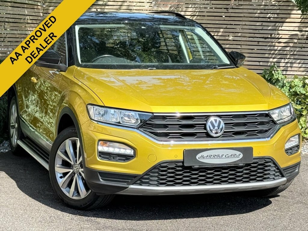 Volkswagen T-Roc 1.5L Design Yellow