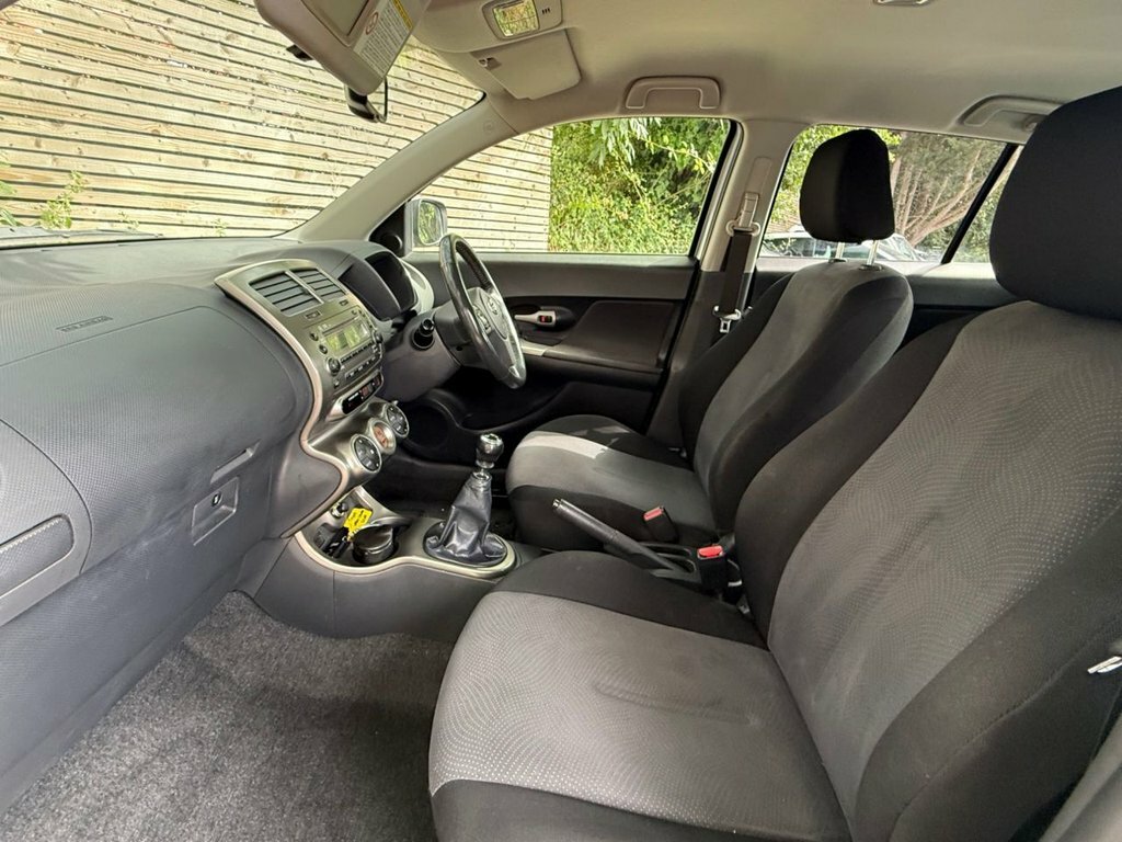 Toyota Urban Cruiser 1.4 D-4d 89 Bhp Silver #22
