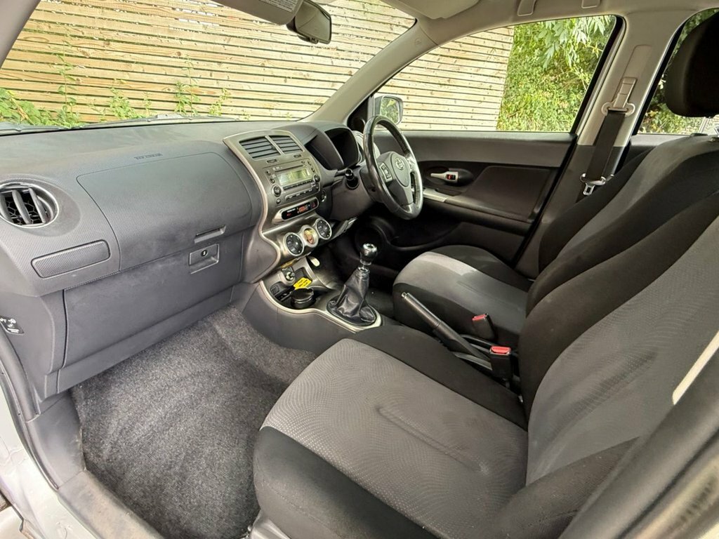 Toyota Urban Cruiser 1.4 D-4d 89 Bhp Silver #21