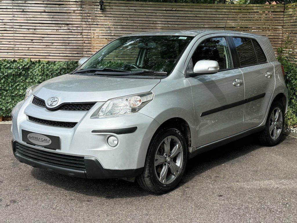 Toyota Urban Cruiser 1.4 D-4d 89 Bhp Silver #10