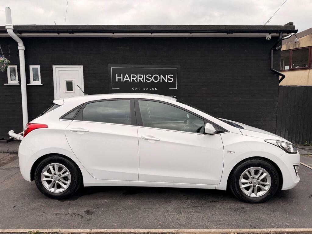 Hyundai I30 1.6 Crdi Blue Drive Se Black #7