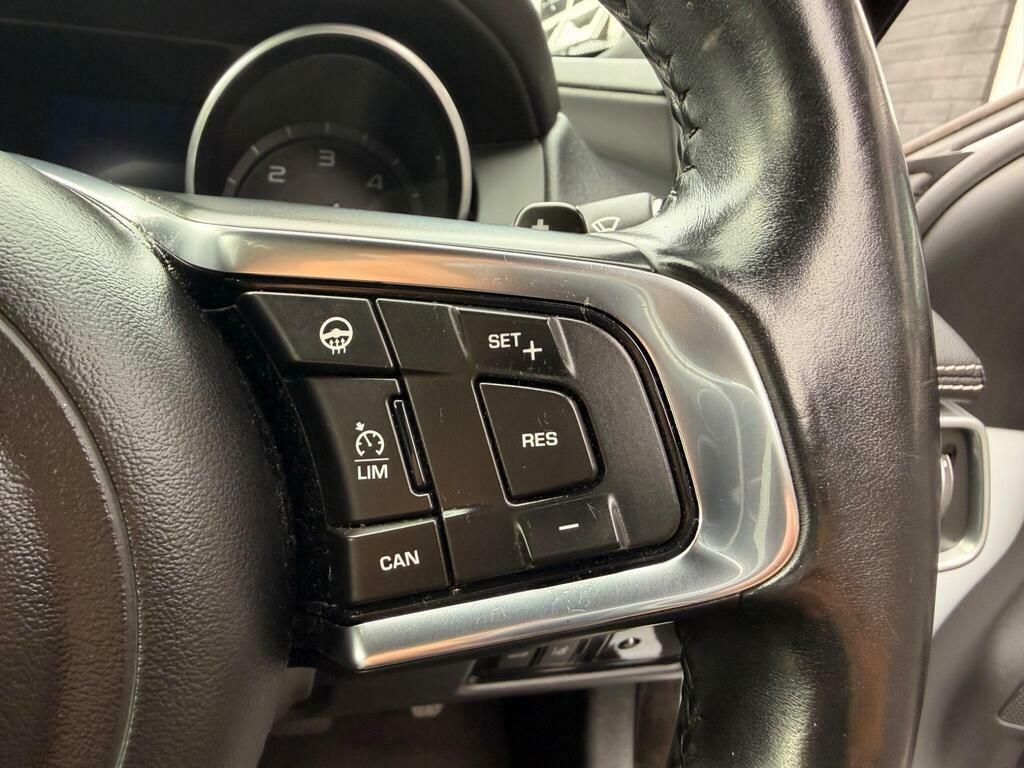 Jaguar XE Gtdi R-sport Black #20