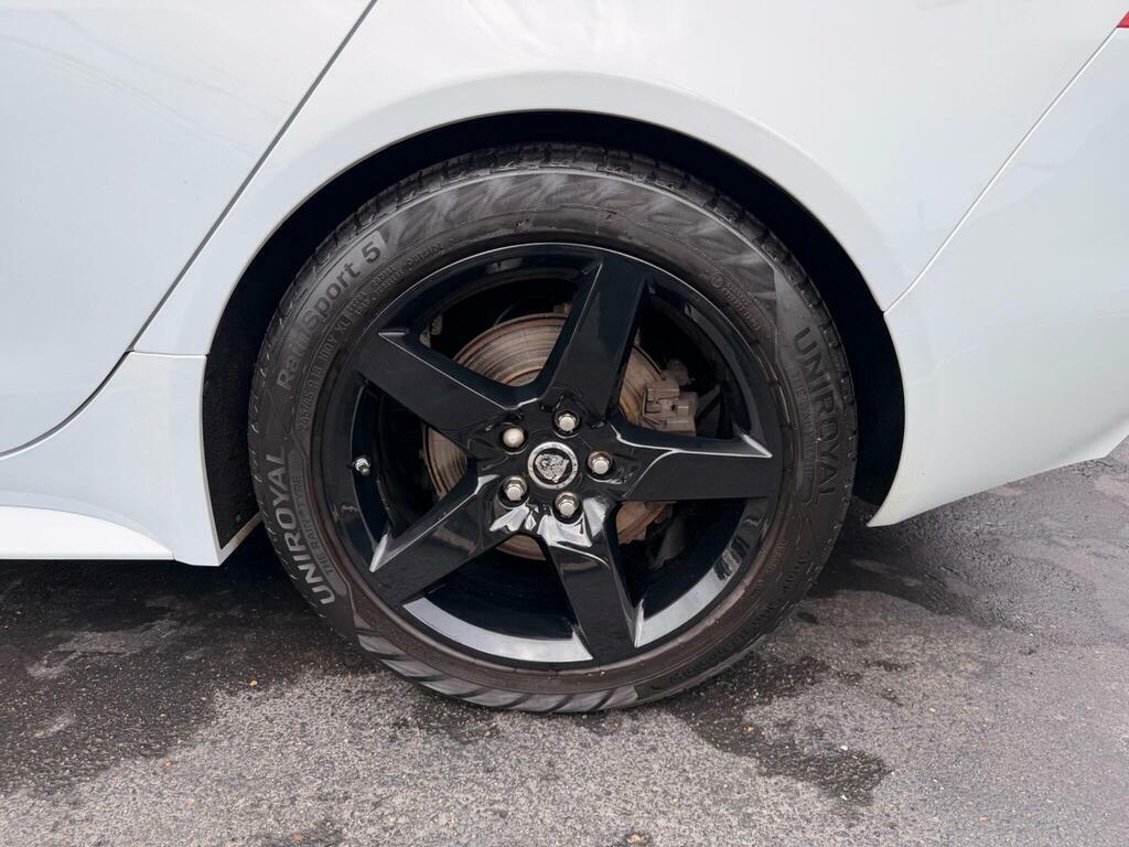 Jaguar XE Gtdi R-sport Black #10
