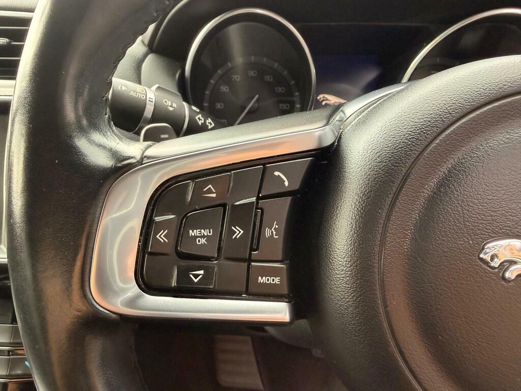 Jaguar XE Gtdi R-sport Black #19