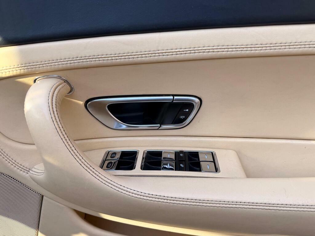Bentley Continental Gt Coupe Silver #27