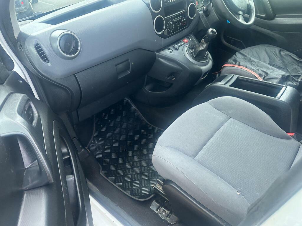 Peugeot Partner 1.6 Hdi 750 Se L2 White #5