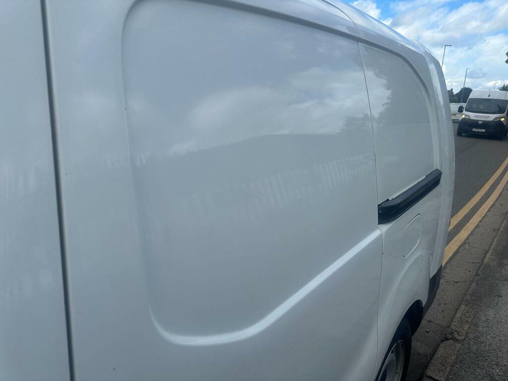 Peugeot Partner 1.6 Hdi 750 Se L2 White #4
