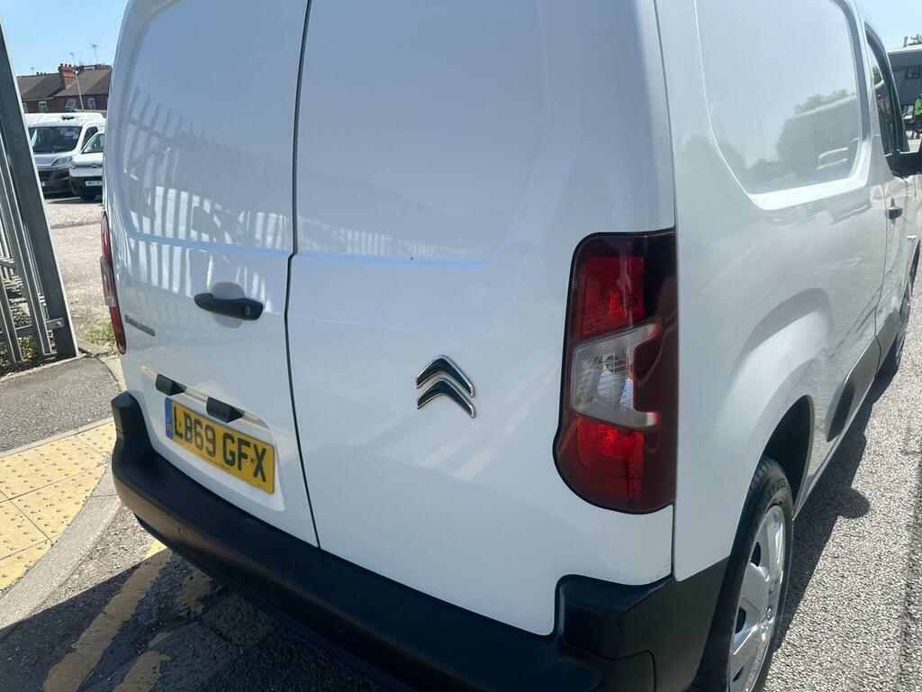 Citroen Berlingo Mpv Black #16