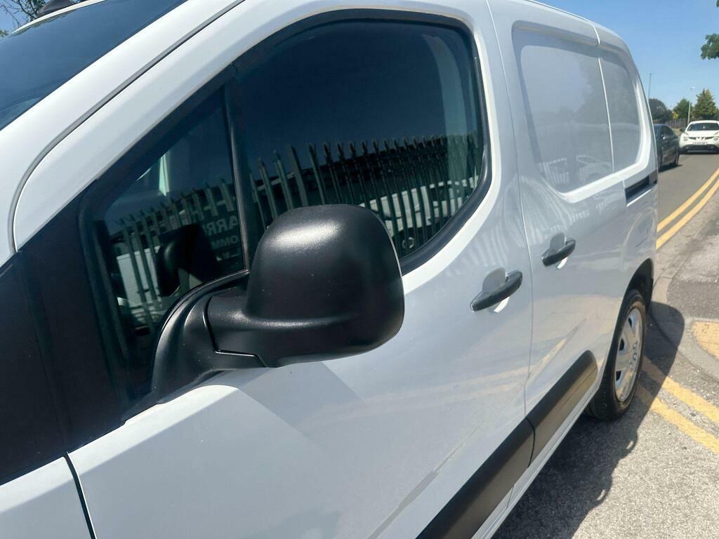 Citroen Berlingo Mpv Black #9