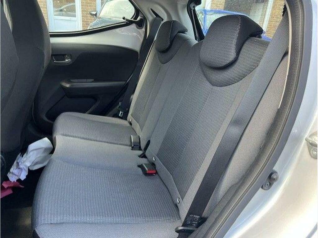 Toyota Aygo Aygo Green #12