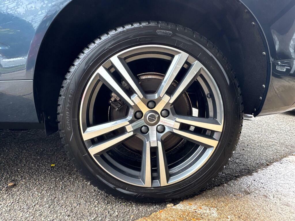 Volvo XC60 D4 R-design Pro My18.5 White #33