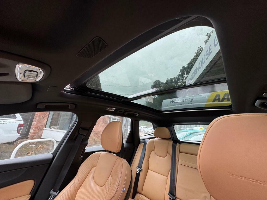 Volvo XC60 D4 R-design Pro My18.5 White #16